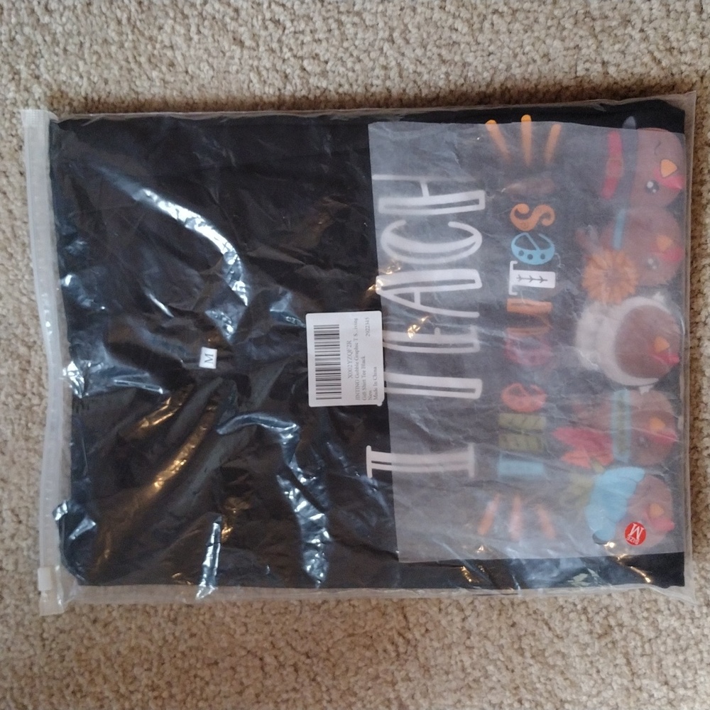 Women's Graphic T-shirt - Picture 6 of 8